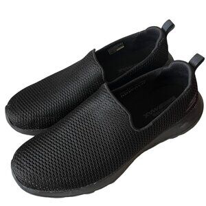 SKECHERS Goga Max Go Walk Black Women's  SLIP ON shoes SZ 10